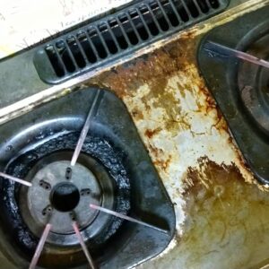 頑固な汚れ、焦げ、水垢が気になる